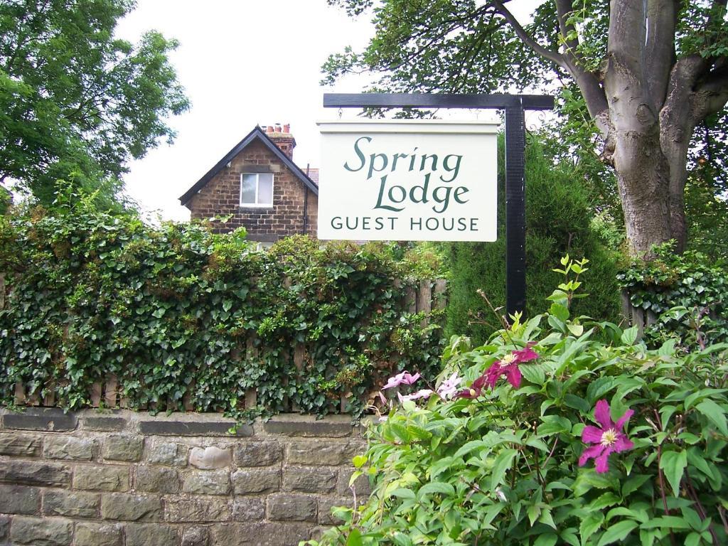Spring Lodge ハロゲート エクステリア 写真